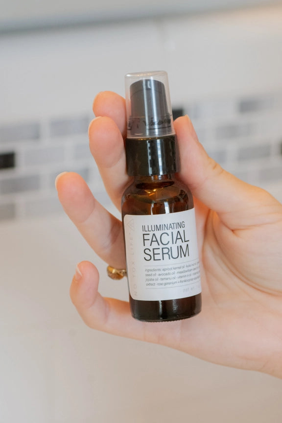 Solidsilk® Illuminating Facial Serum