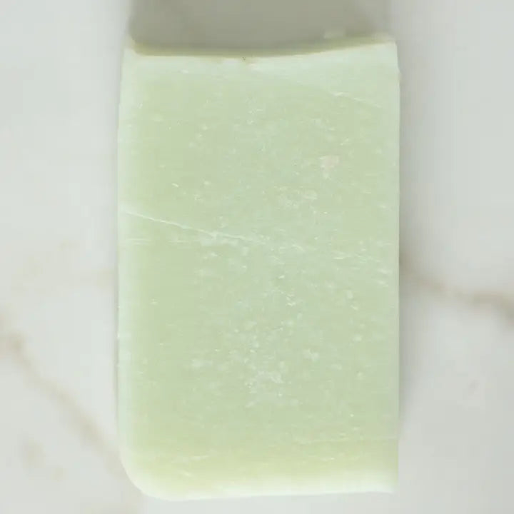Moisterizing Vegan Soap Bars with Essential Oils