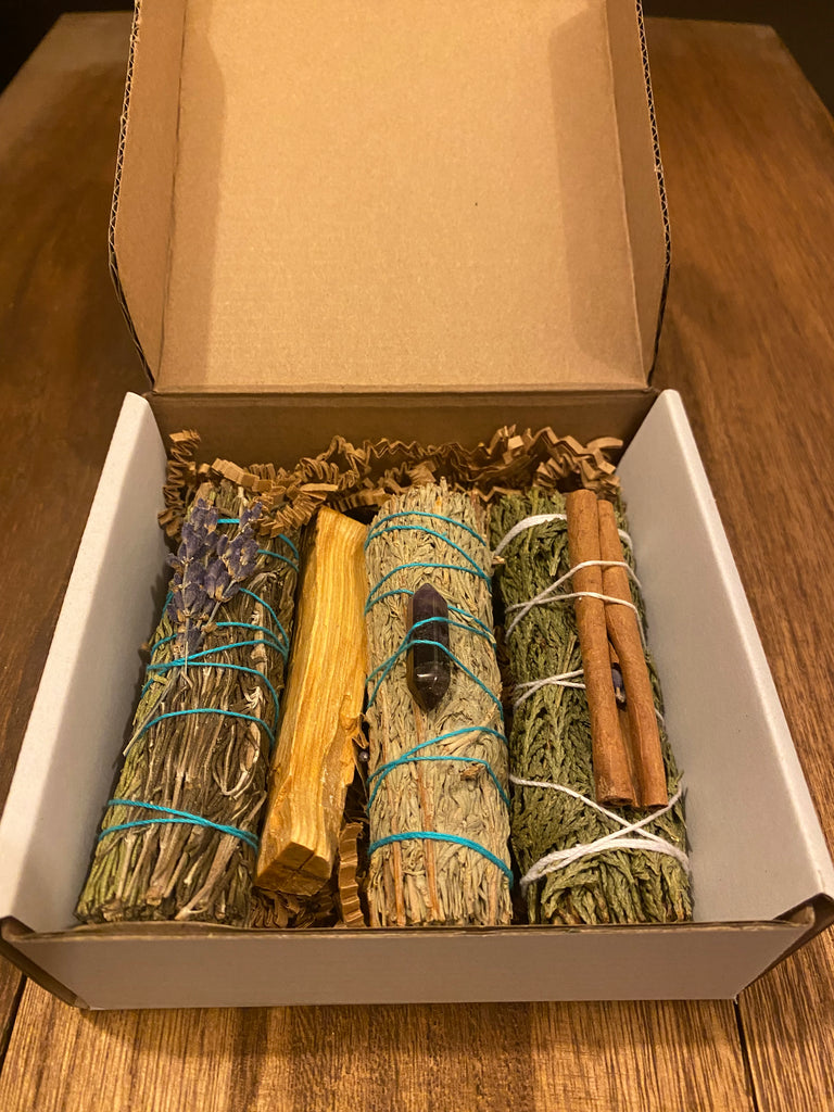 Kits: Sage or Palo (by The Clay Crone)
