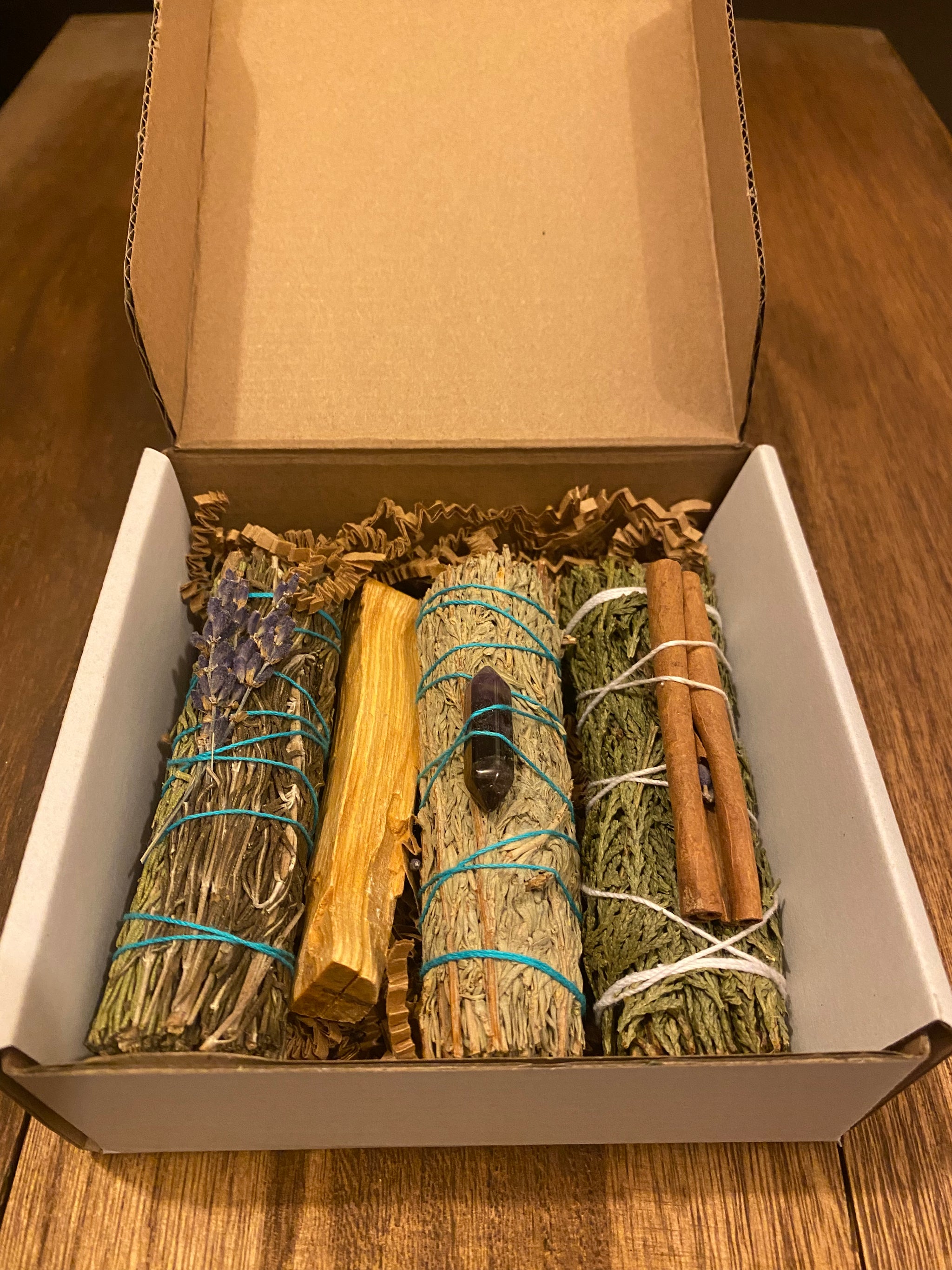 Kits: Sage or Palo (by The Clay Crone)