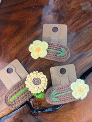Crochet Daisy Hairclips